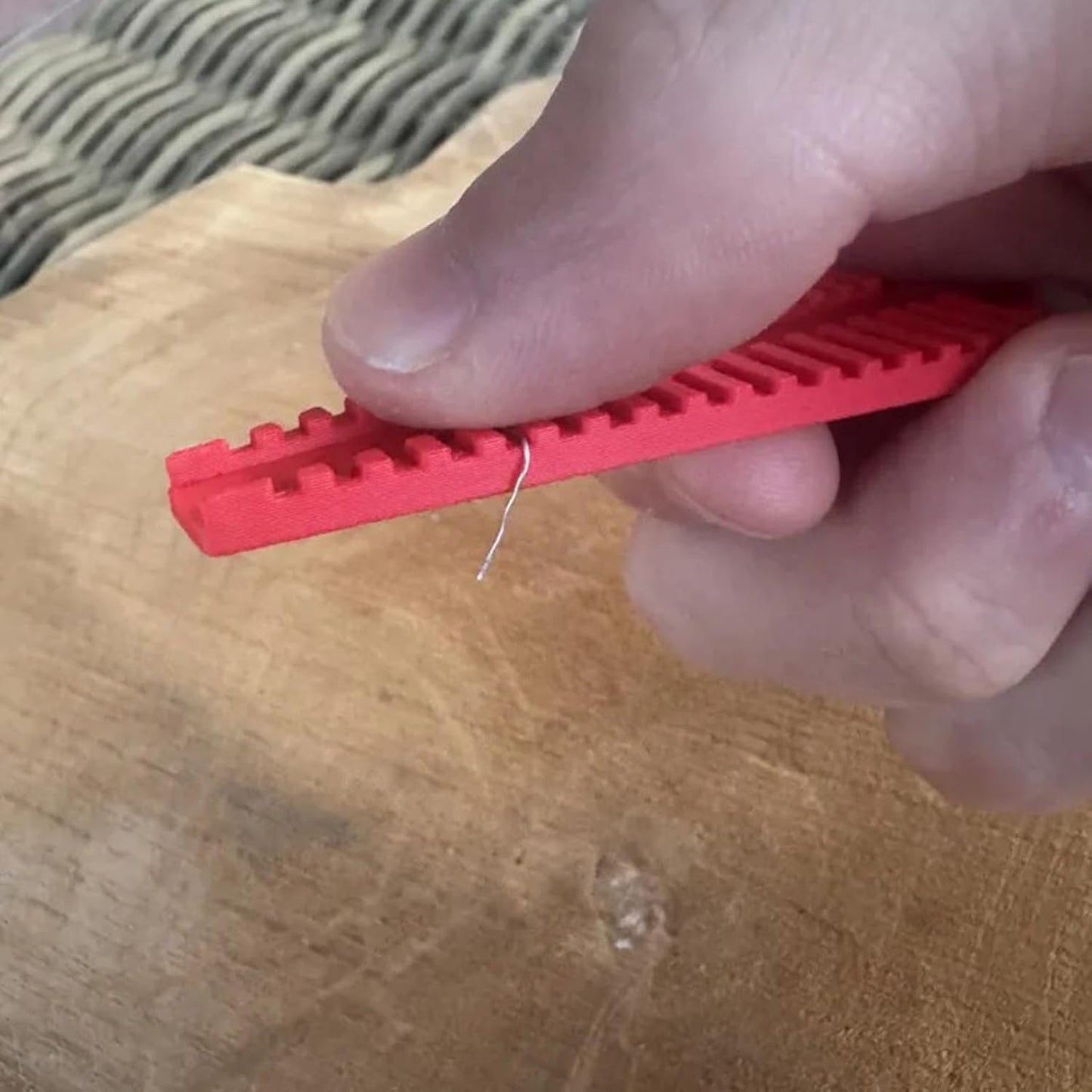  Aide à Souder Ergonomique En Silicone : 32-12 AWG V Composant De Conception Et Plateau à Souder Accessoires De Soudure Avec Récupérateur De Débris