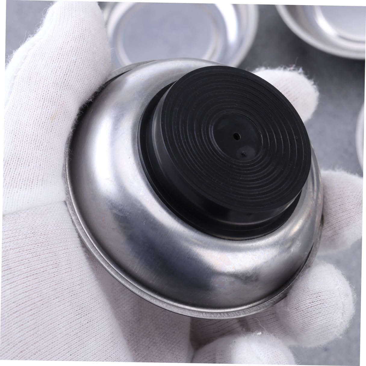  VALICLUD Lot De 4 Plateaux Magnétiques Ronds En Acier Inoxydable 7,6 Cm, Bol Porte-pièces Compact Antirouille, Utilisable Pour Vis Et Petits Outils En Atelier Ou Bricolage