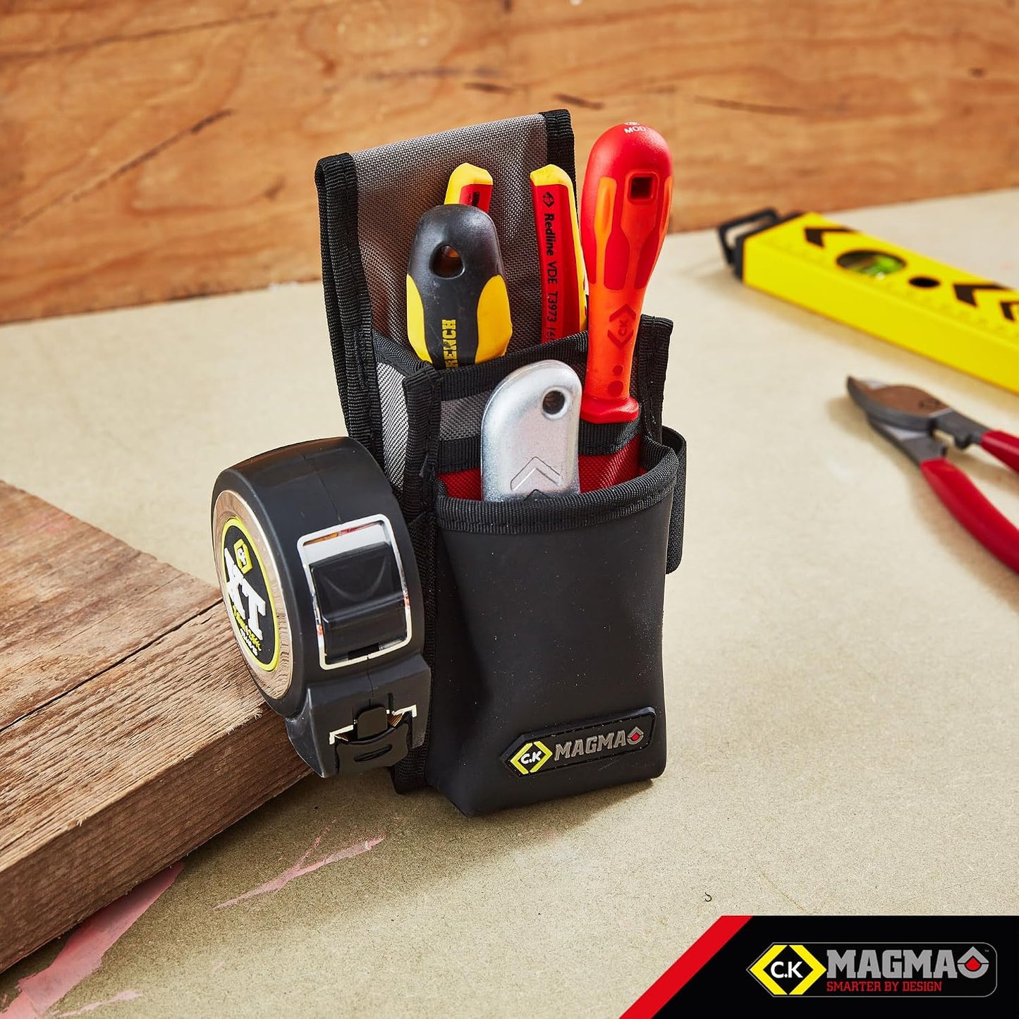  C.K Magma MA2724 Pochette à Outils Essentiels